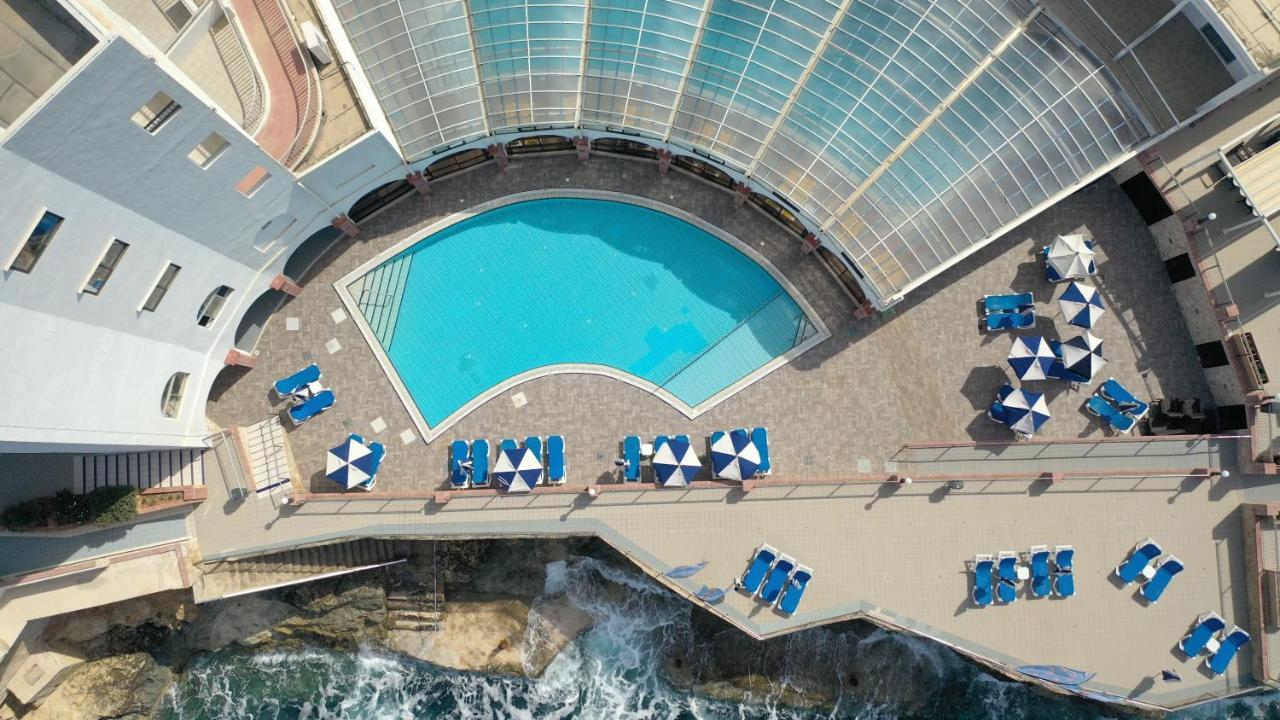 Paradise Bay Resort Mellieha Exterior photo