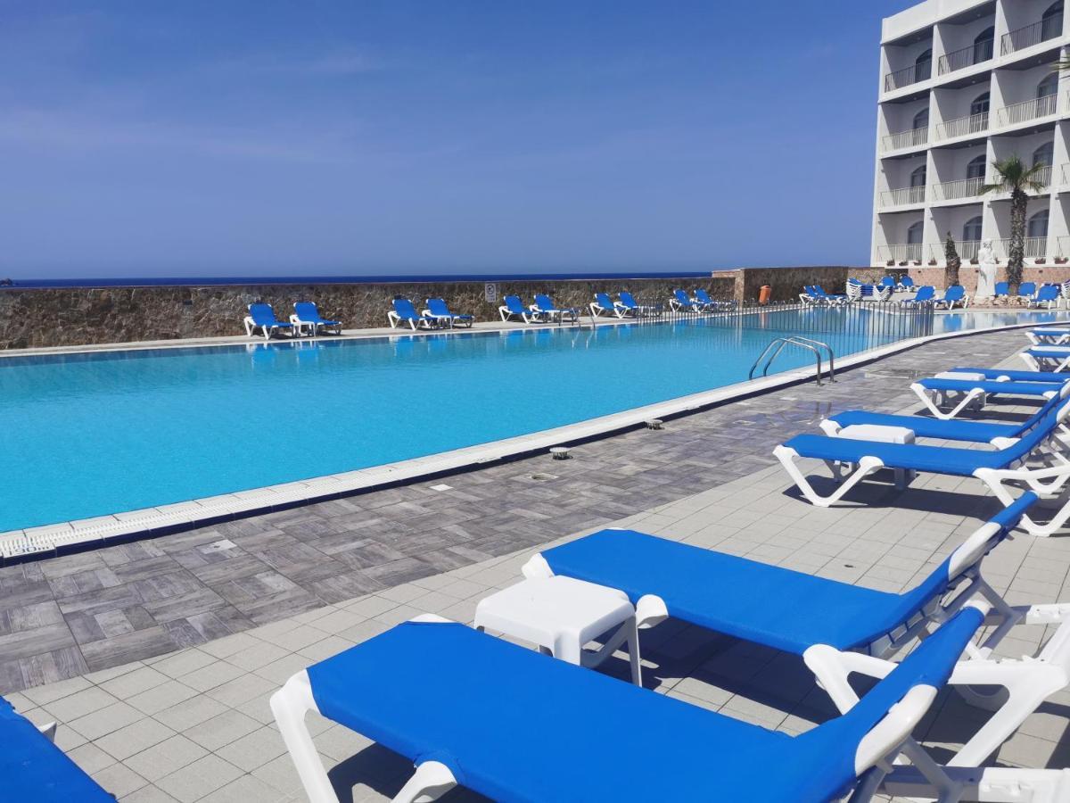 Paradise Bay Resort Mellieha Exterior photo